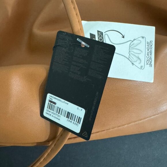 NWT Stylish Faux Leather Camel Pouch Shoulder Bag Purse Clutch - Lined - Picture 5 of 8